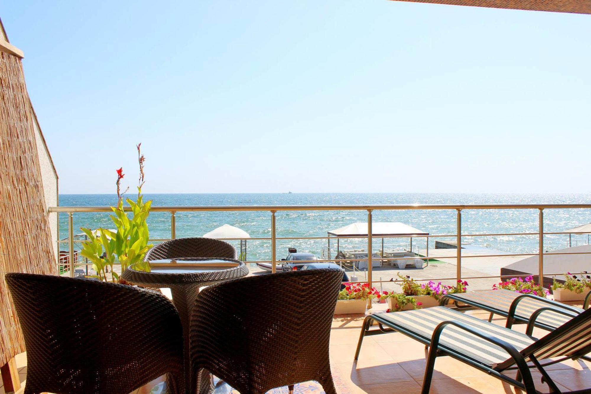 Vip Apartments Sovinion Odessa Dış mekan fotoğraf