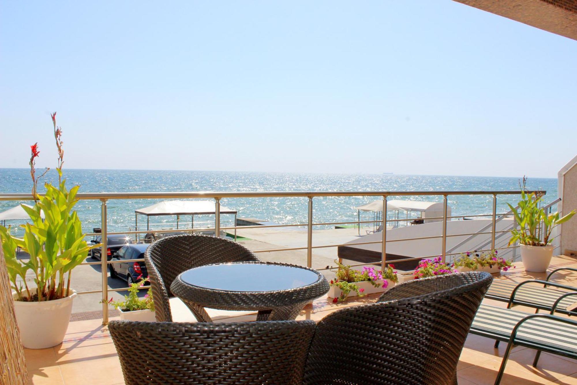 Vip Apartments Sovinion Odessa Dış mekan fotoğraf